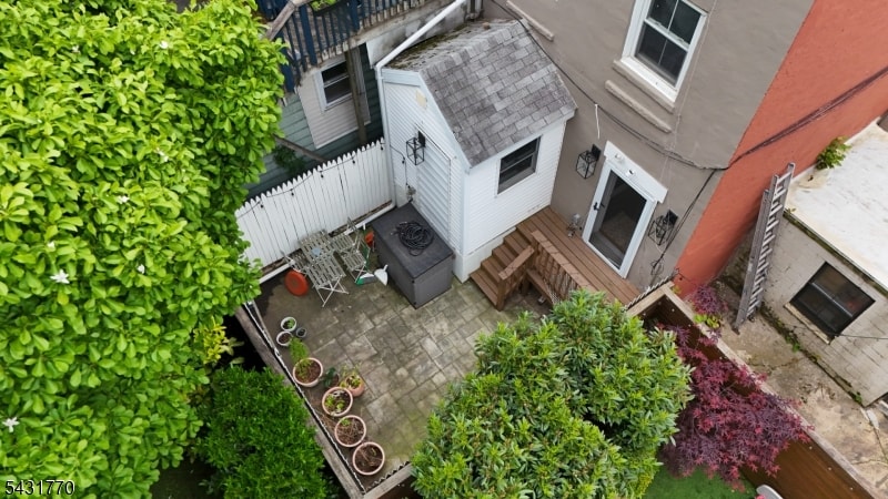 260 5th St image 29