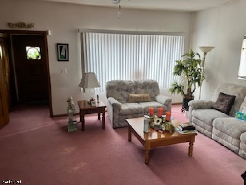 271 Danforth Ave image 3