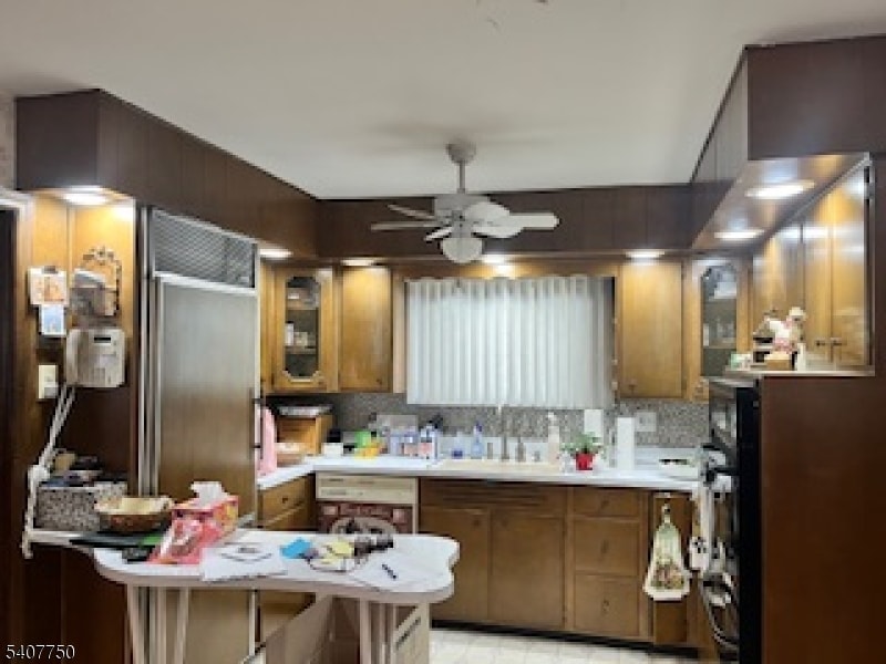 271 Danforth Ave image 7