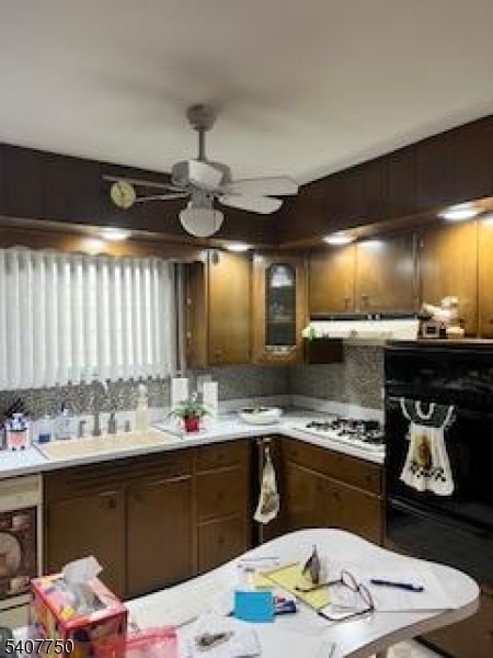 271 Danforth Ave image 8