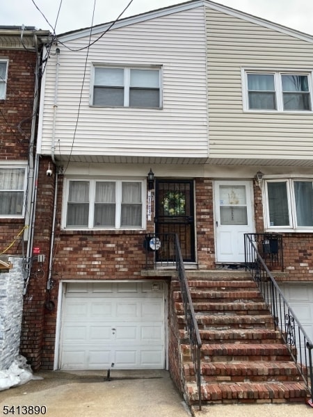154 W Side Ave image 12