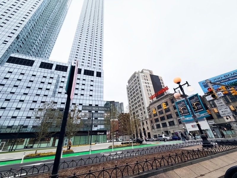154 Bowers St #2D image 14