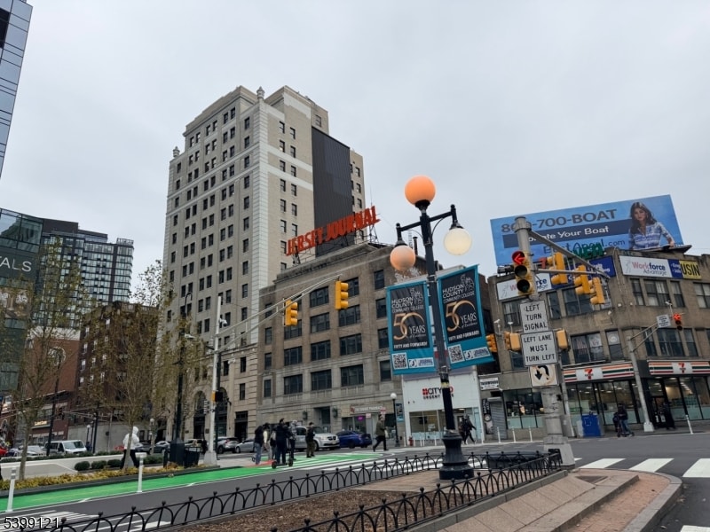 154 Bowers St #2D image 15