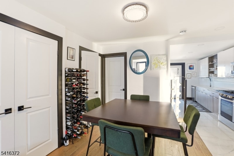 138 Broadway image 11