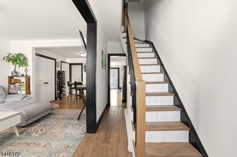 138 Broadway image 15