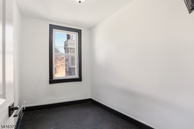138 Broadway image 17