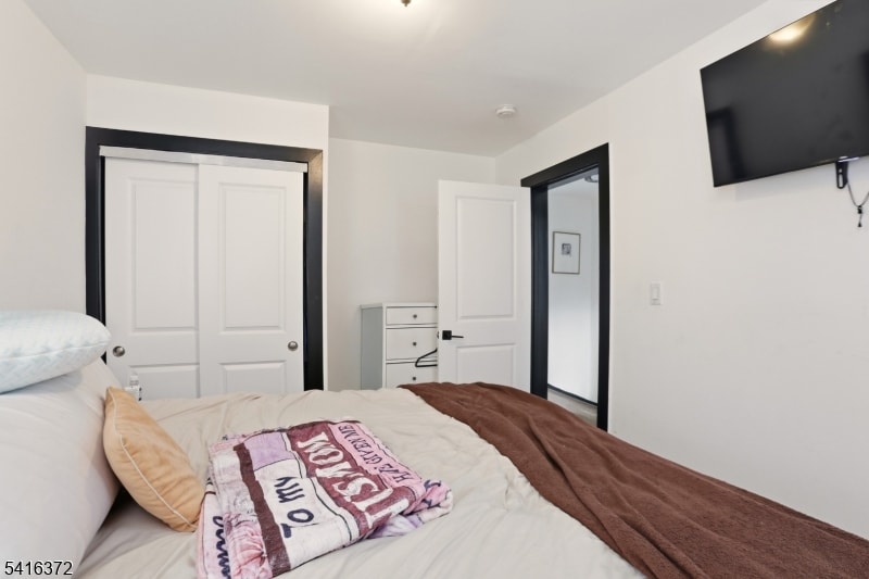 138 Broadway image 19