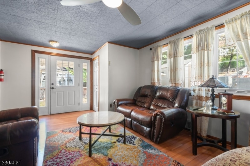 692 Passaic Ave image 16