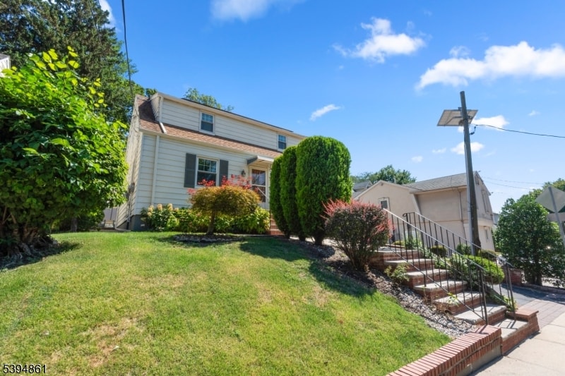 692 Passaic Ave image 2