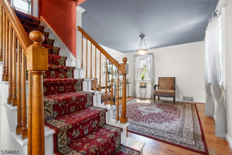 692 Passaic Ave image 5