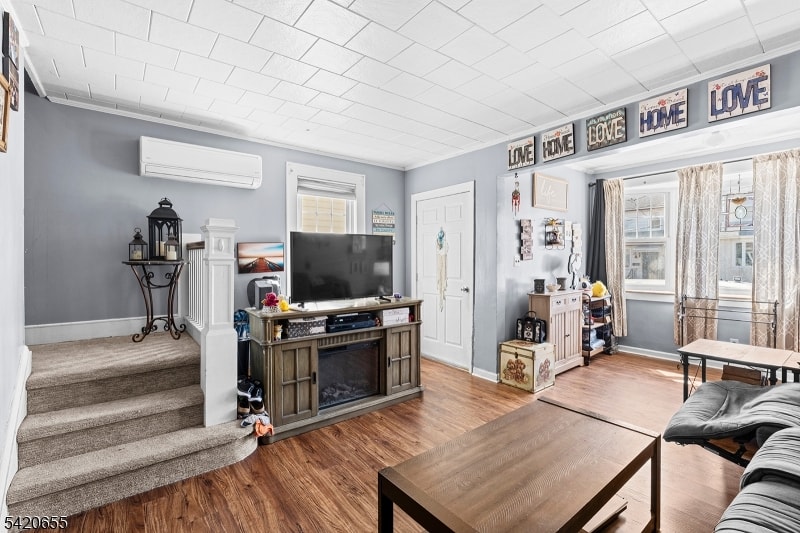 25 Shepherd Pl image 7
