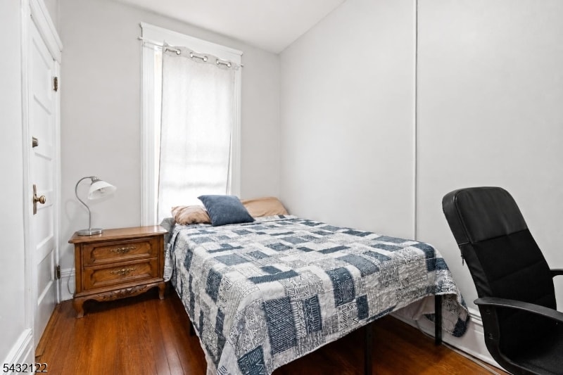 257 Woodlawn Ave image 17