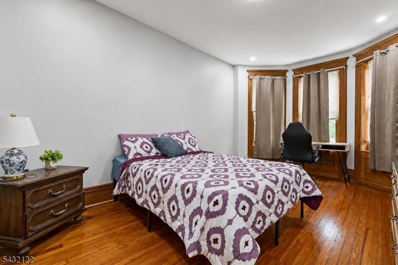 257 Woodlawn Ave image 18