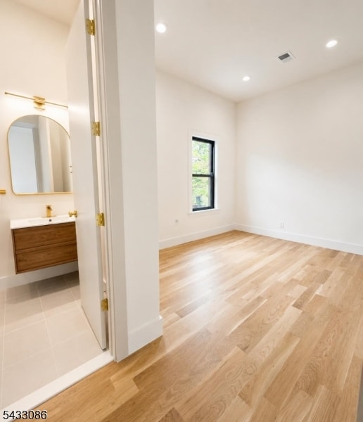 7 Pierce Ave image 10