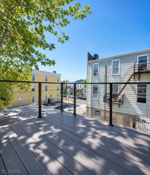 7 Pierce Ave image 12