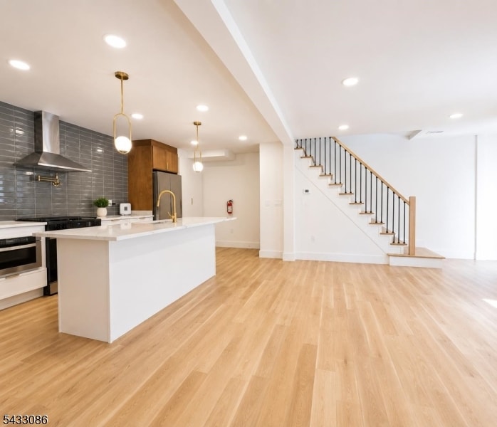 7 Pierce Ave image 3