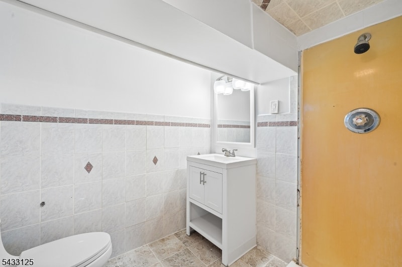 416 Belgrove Dr image 29