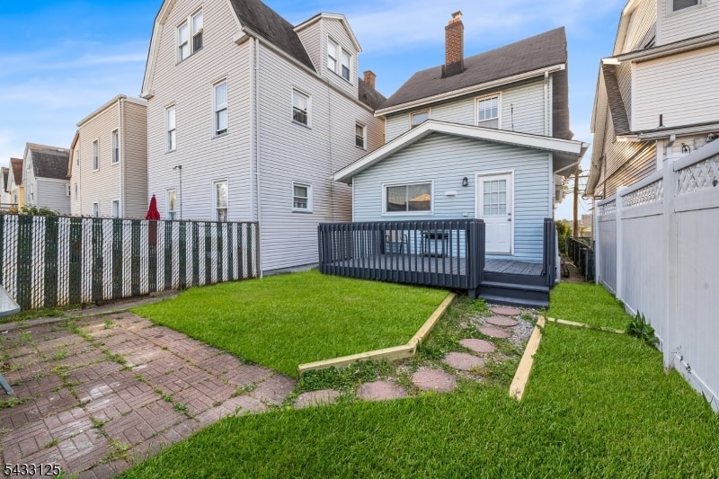 416 Belgrove Dr image 33