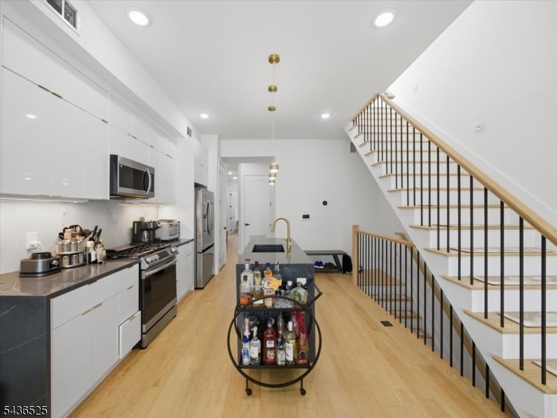 666 Ocean Ave image 14