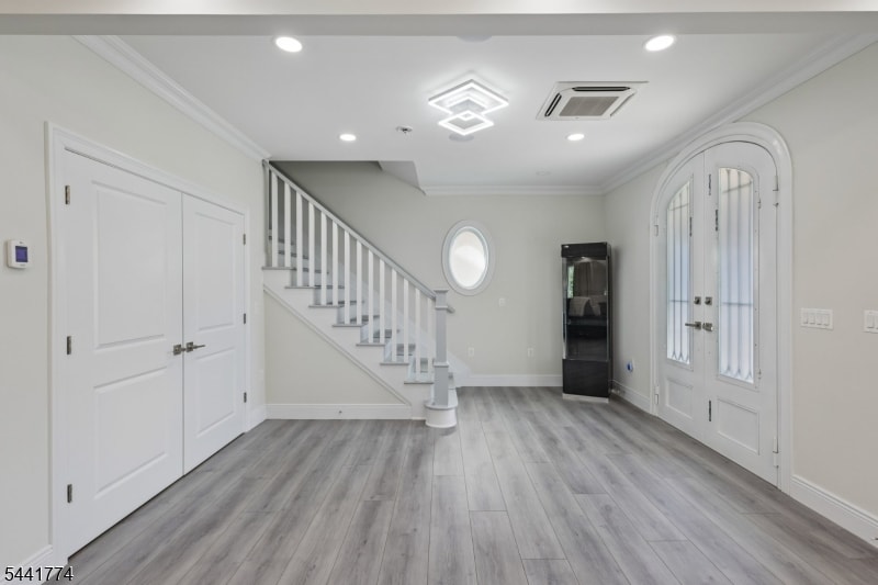 11 Linden Ave image 14