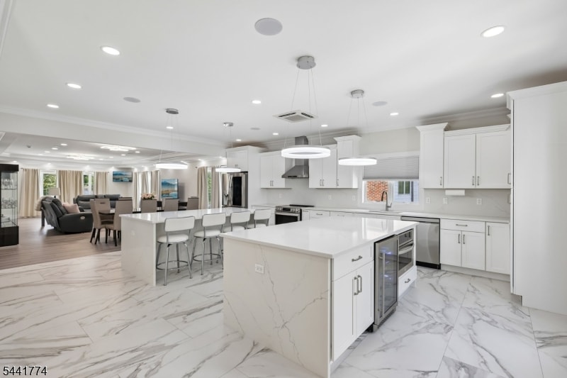 11 Linden Ave image 18