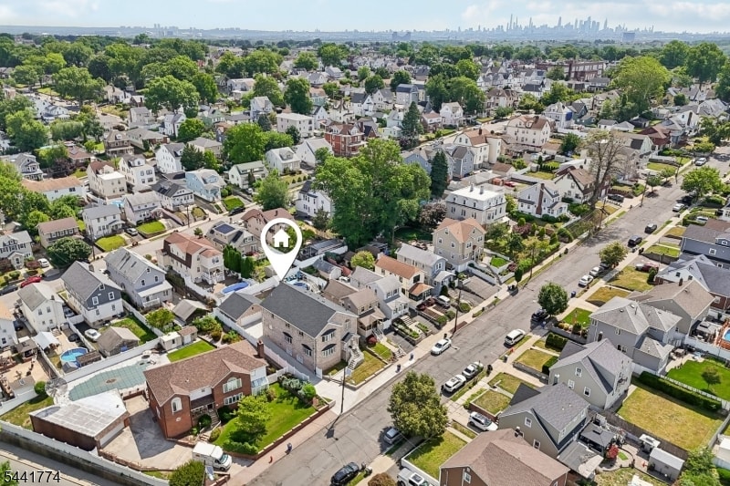 11 Linden Ave image 47
