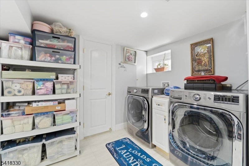 60 Stewart Ave image 44