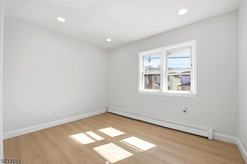 139 W 51st St image 12