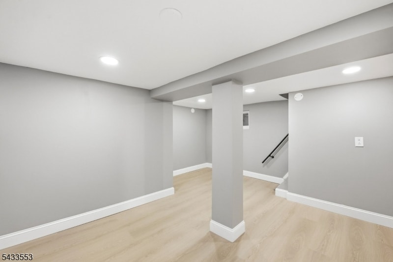139 W 51st St image 18
