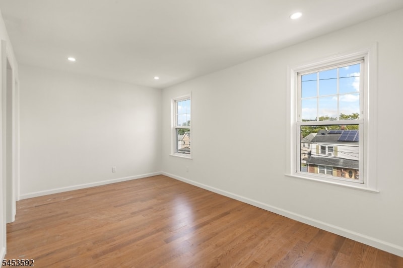 345 Forest St image 18