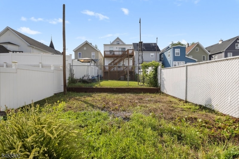 345 Forest St image 33